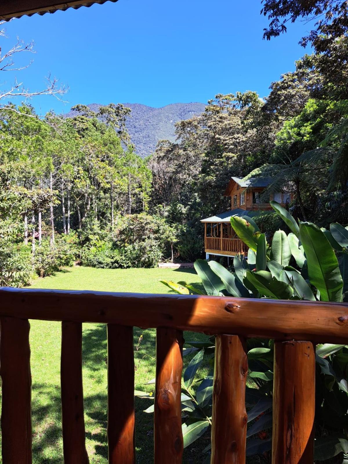 Refugio De Orquideas Villa Oxapampa Exterior photo